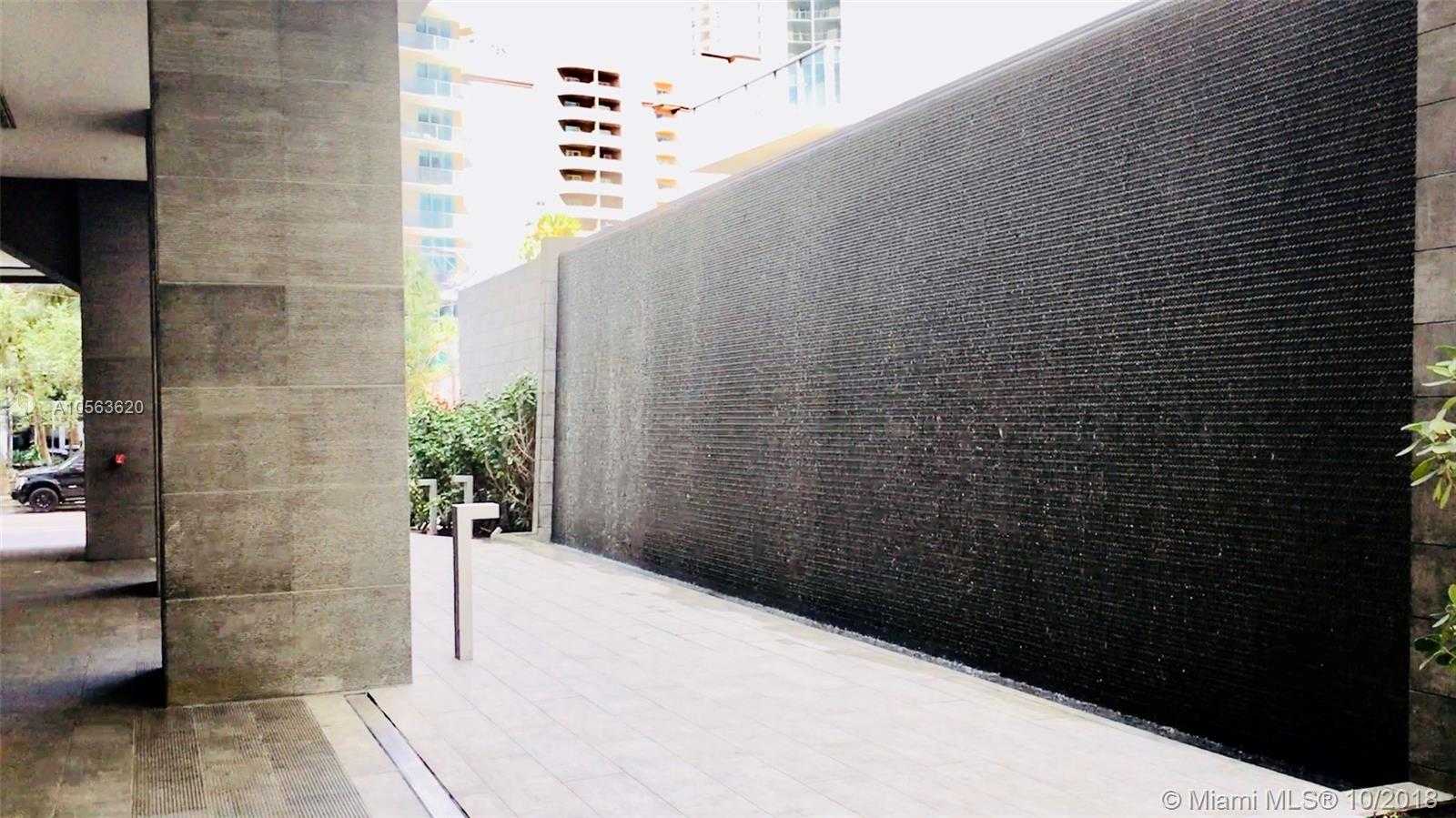 Small Image of 1080 Brickell Ave, Miami, FL 33131, USA Number 25