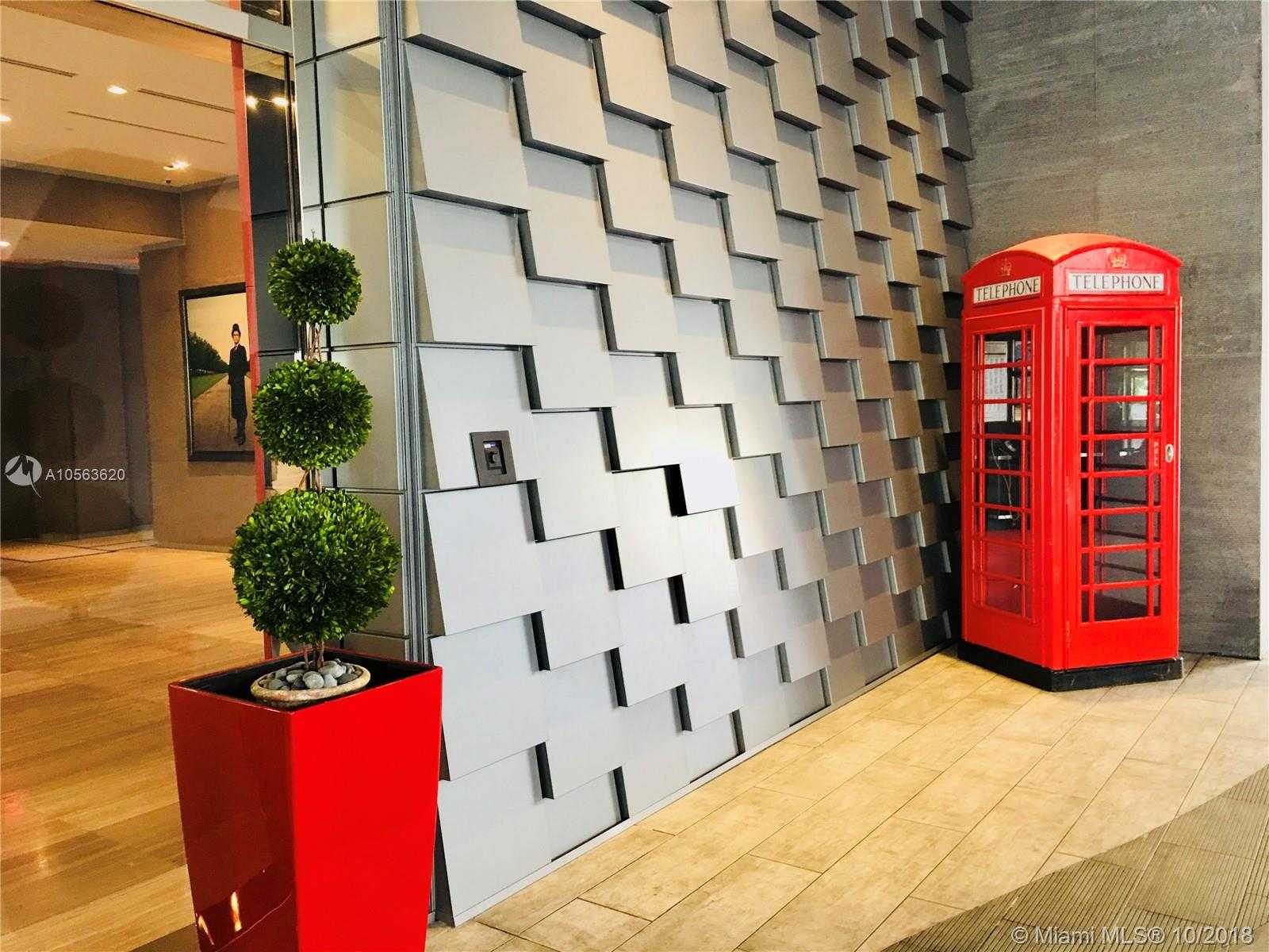 Small Image of 1080 Brickell Ave, Miami, FL 33131, USA Number 26