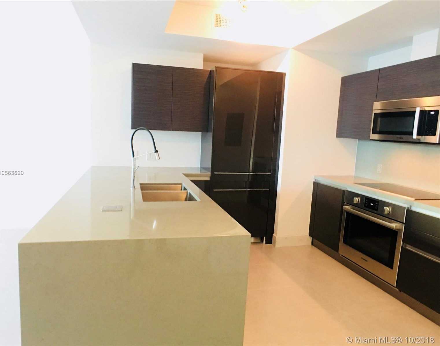 Small Image of 1080 Brickell Ave, Miami, FL 33131, USA Number 3