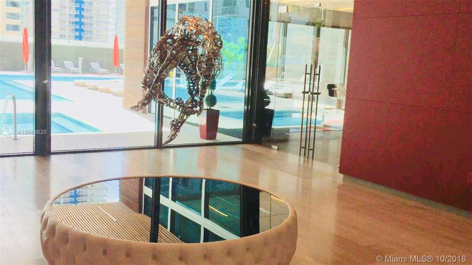 Small Image of 1080 Brickell Ave, Miami, FL 33131, USA Number 35