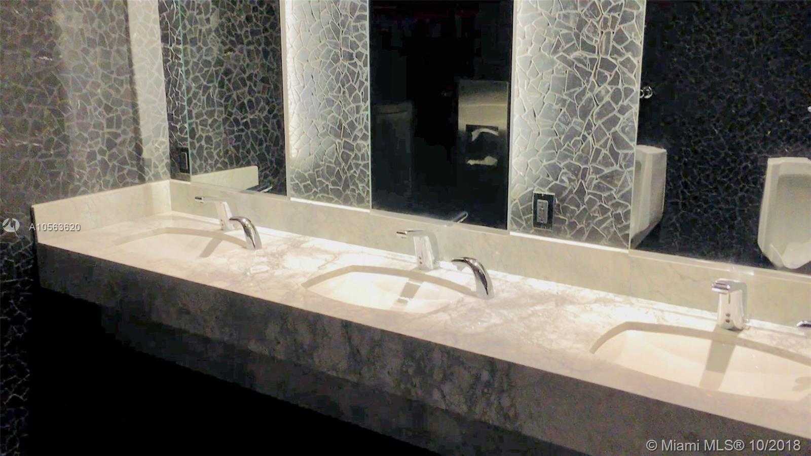 Small Image of 1080 Brickell Ave, Miami, FL 33131, USA Number 47