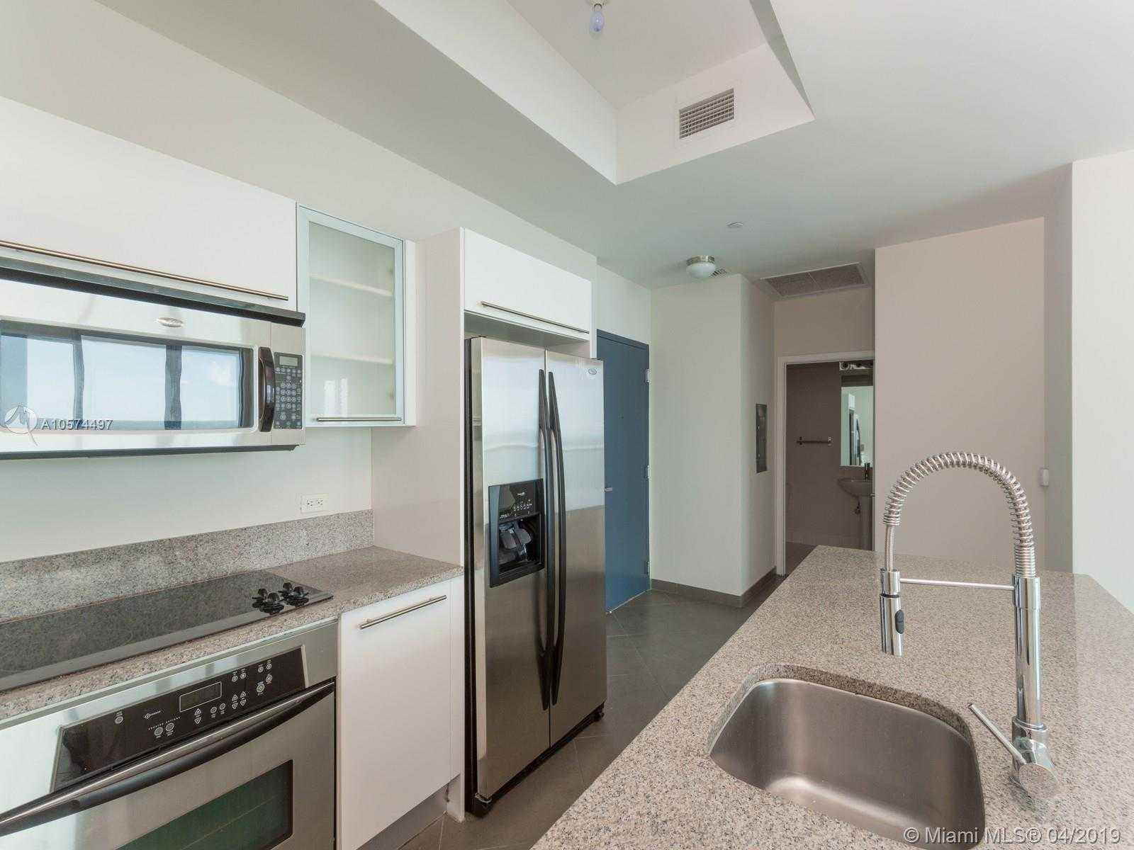 Small Image of 888 BISCAYNE BLVD #4810, Miami Number 5