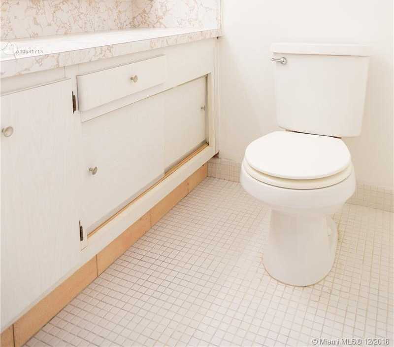 Small Object Image