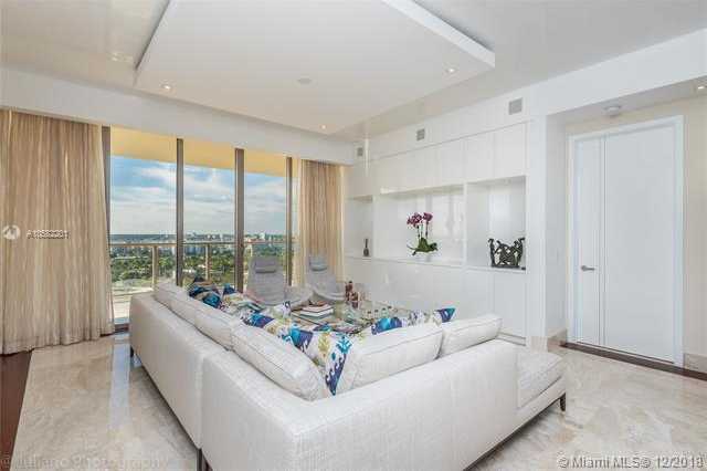 Small Image of 9705 Collins Ave, Bal Harbour, FL 33154, USA Number 22
