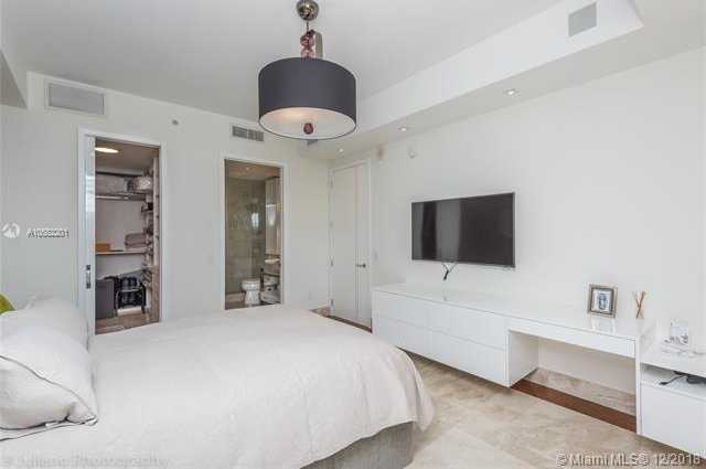 Small Image of 9705 Collins Ave, Bal Harbour, FL 33154, USA Number 28
