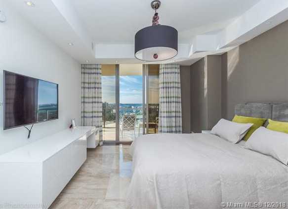Small Image of 9705 Collins Ave, Bal Harbour, FL 33154, USA Number 29