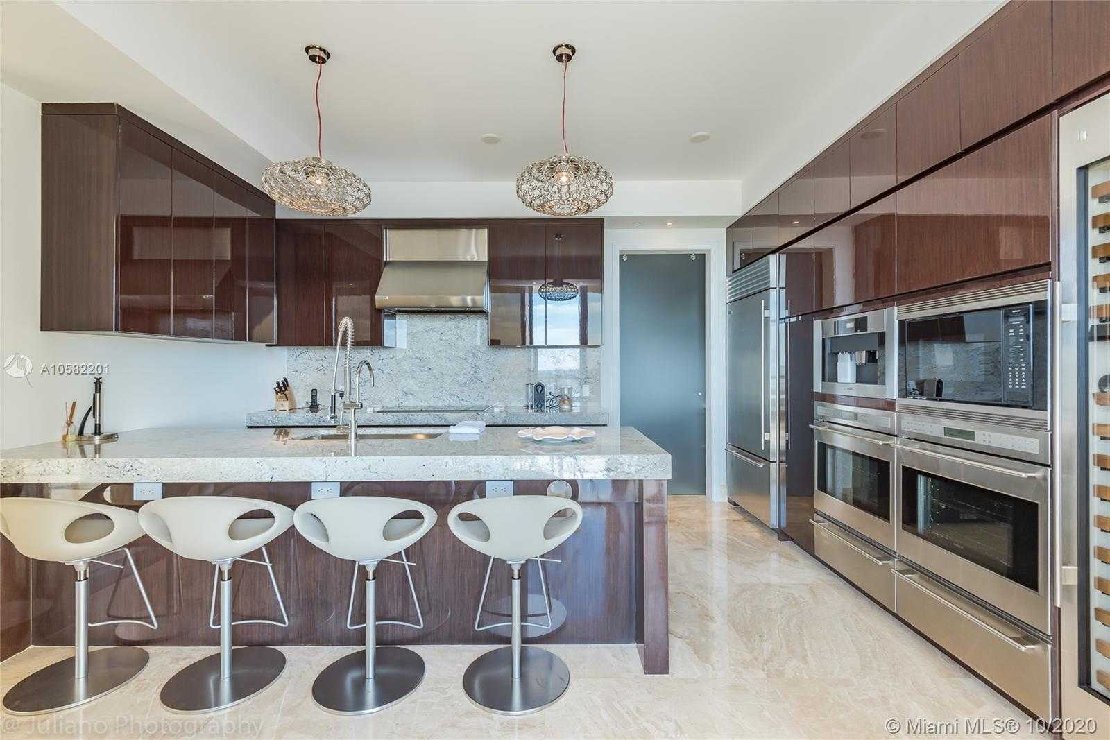 Small Image of 9705 Collins Ave, Bal Harbour, FL 33154, USA Number 6