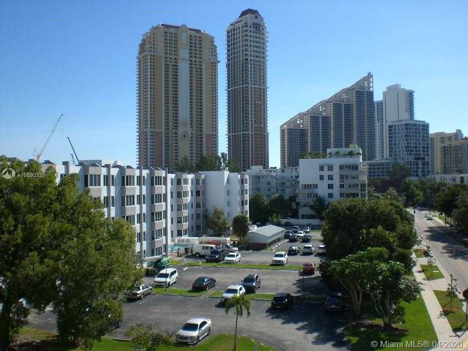 Small Image of 17900 N BAY RD #506, Sunny Isles Beach Number 3