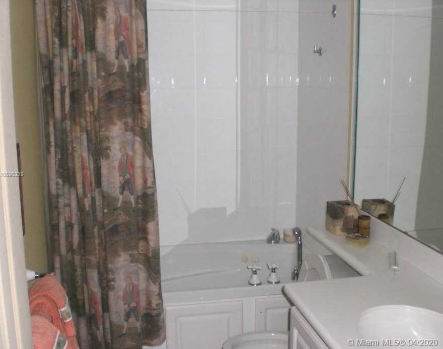 Small Image of 17900 N BAY RD #506, Sunny Isles Beach Number 8