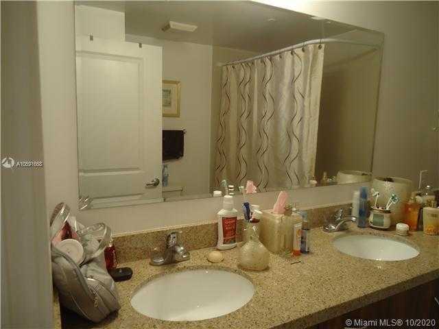 Small Image of 601 NE 23rd St, Miami, FL 33137, USA Number 18
