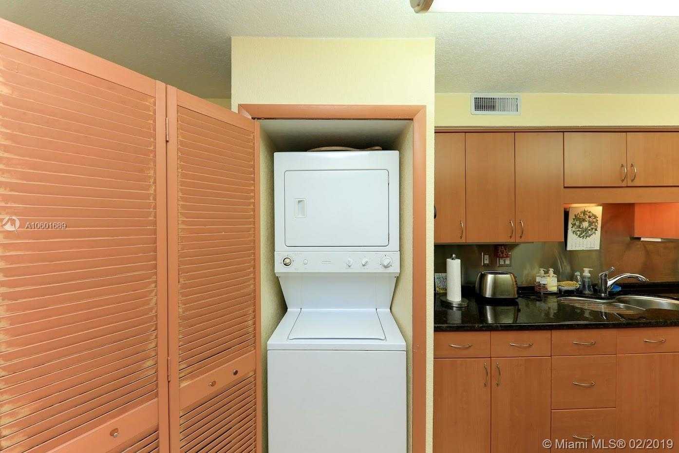 Small Object Image