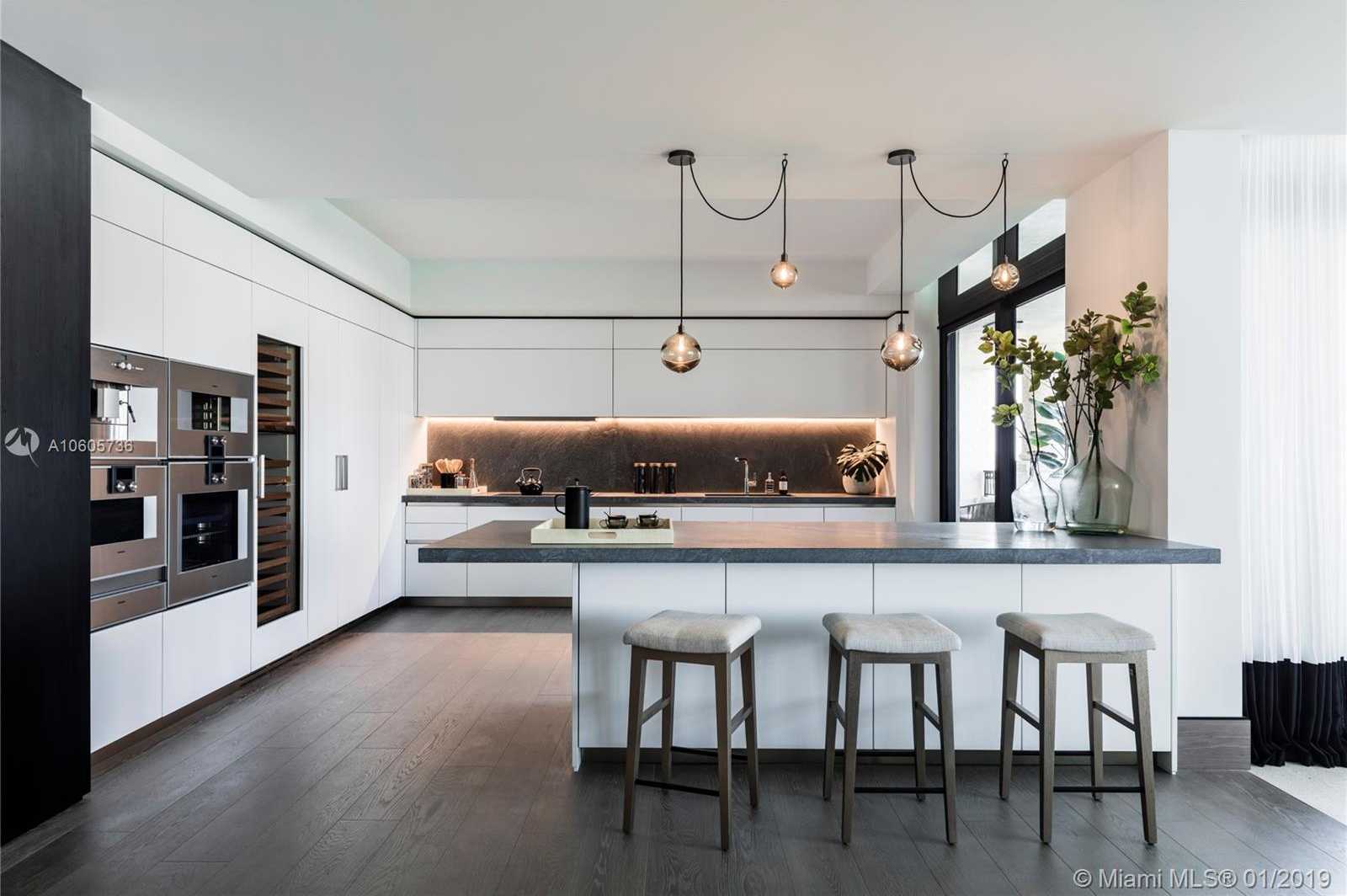 Small Image of 7083 FISHER ISLAND DR #7083, Miami Beach Number 4
