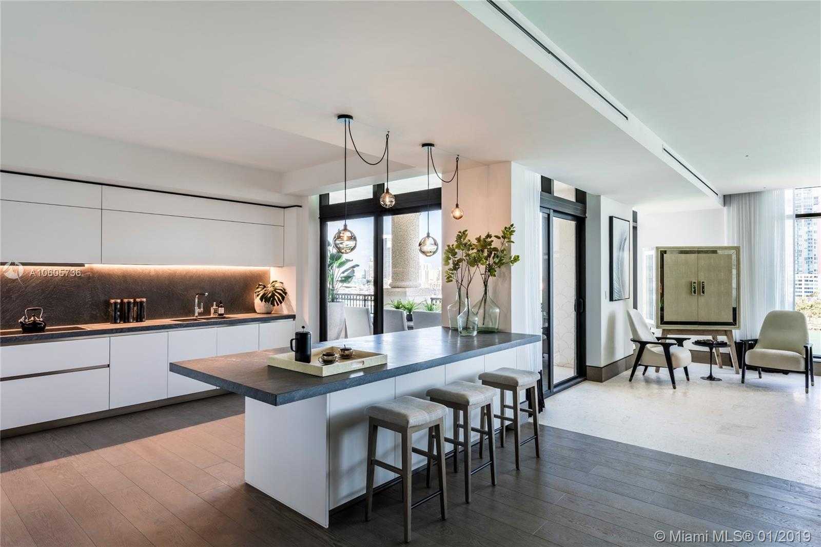 Small Image of 7083 FISHER ISLAND DR #7083, Miami Beach Number 5