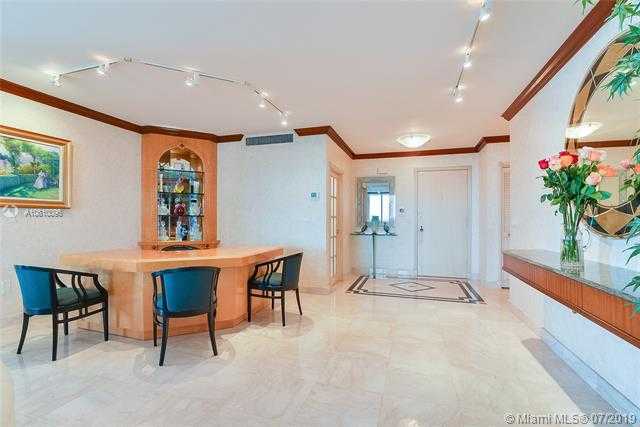 Small Image of 9801 Collins Ave, Bal Harbour, FL 33154, USA Number 13