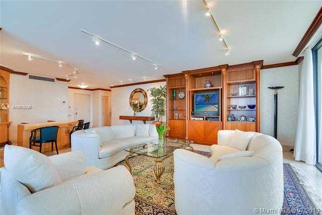 Small Image of 9801 Collins Ave, Bal Harbour, FL 33154, USA Number 14