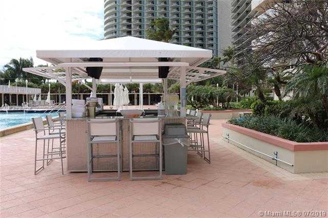 Small Image of 9801 Collins Ave, Bal Harbour, FL 33154, USA Number 30