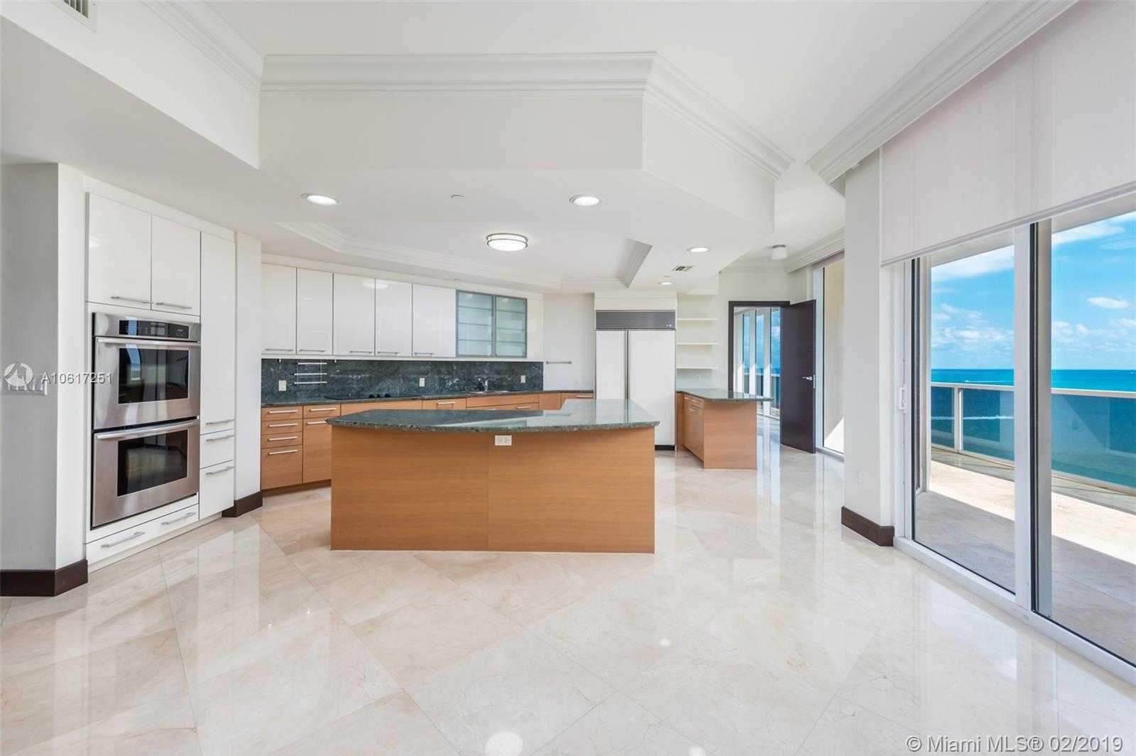 Small Image of 10225 Collins Ave, Bal Harbour, FL 33154, USA Number 16