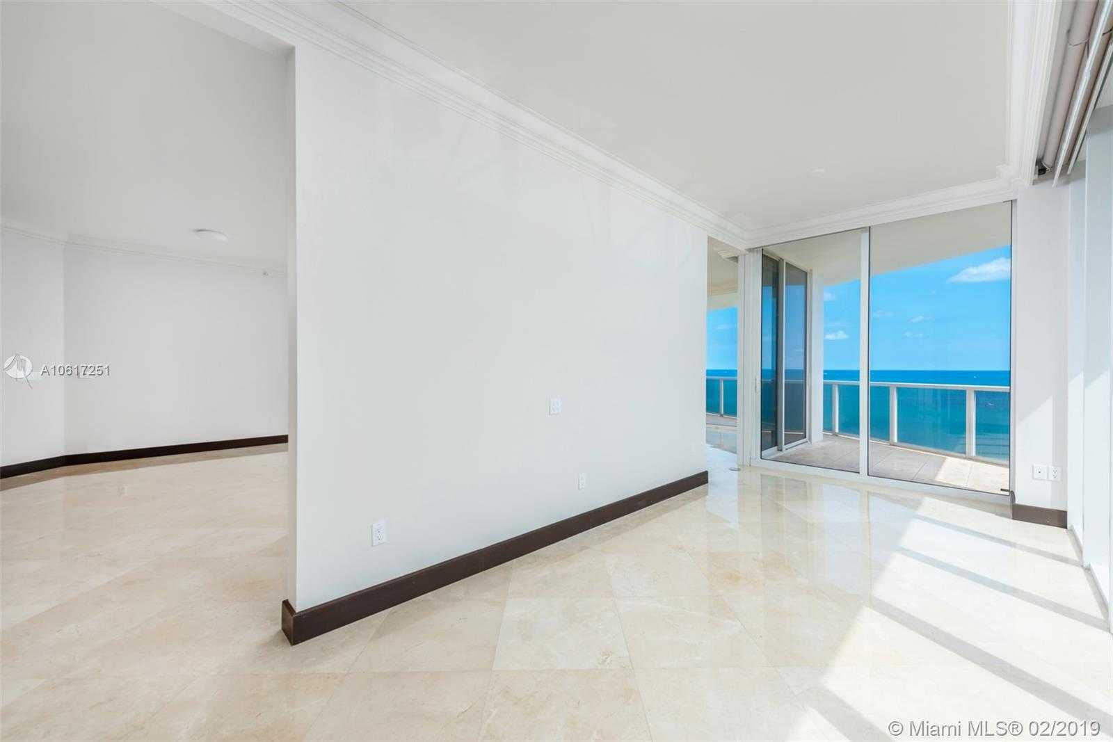 Small Image of 10225 Collins Ave, Bal Harbour, FL 33154, USA Number 17