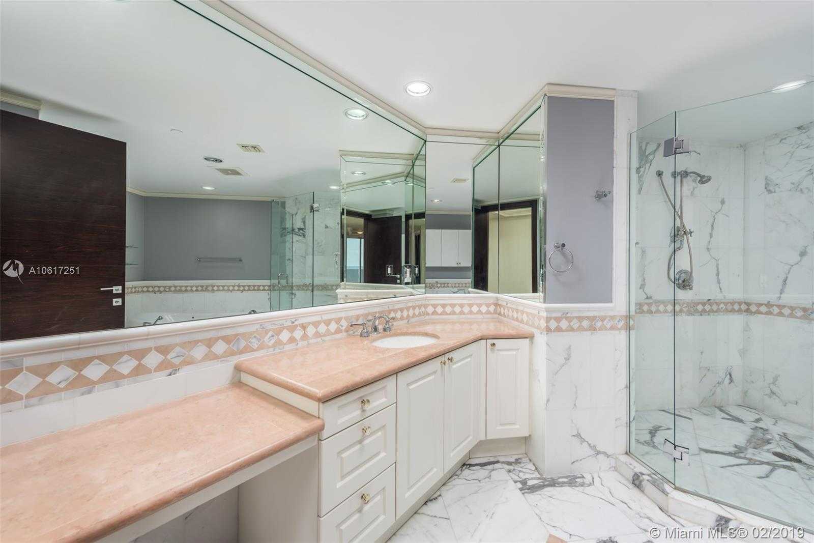 Small Image of 10225 Collins Ave, Bal Harbour, FL 33154, USA Number 21