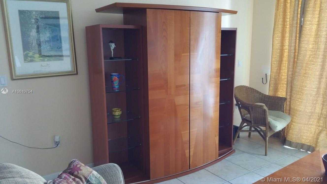 Small Image of 18100 NORTH BAY RD #406, Sunny Isles Beach Number 15