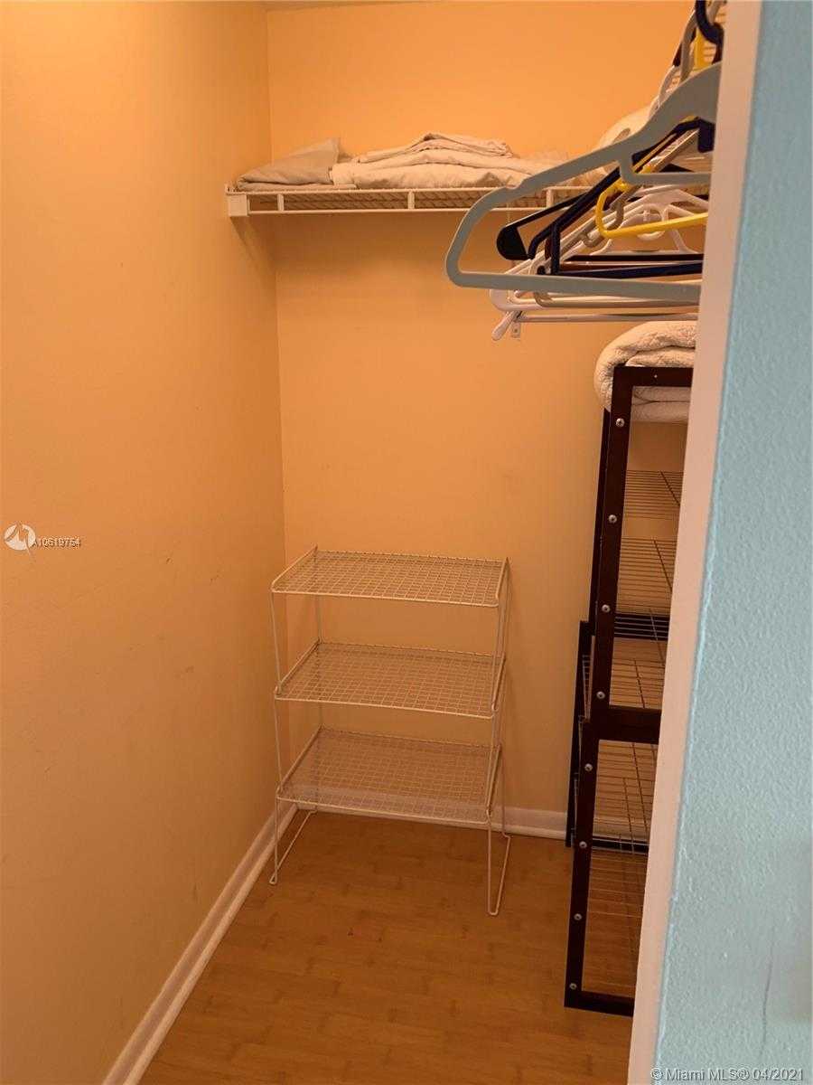 Small Image of 18100 NORTH BAY RD #406, Sunny Isles Beach Number 21