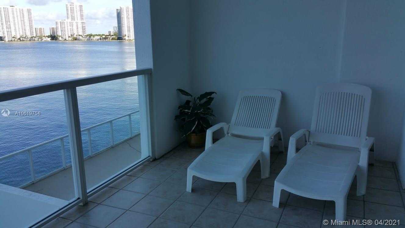 Small Image of 18100 NORTH BAY RD #406, Sunny Isles Beach Number 5