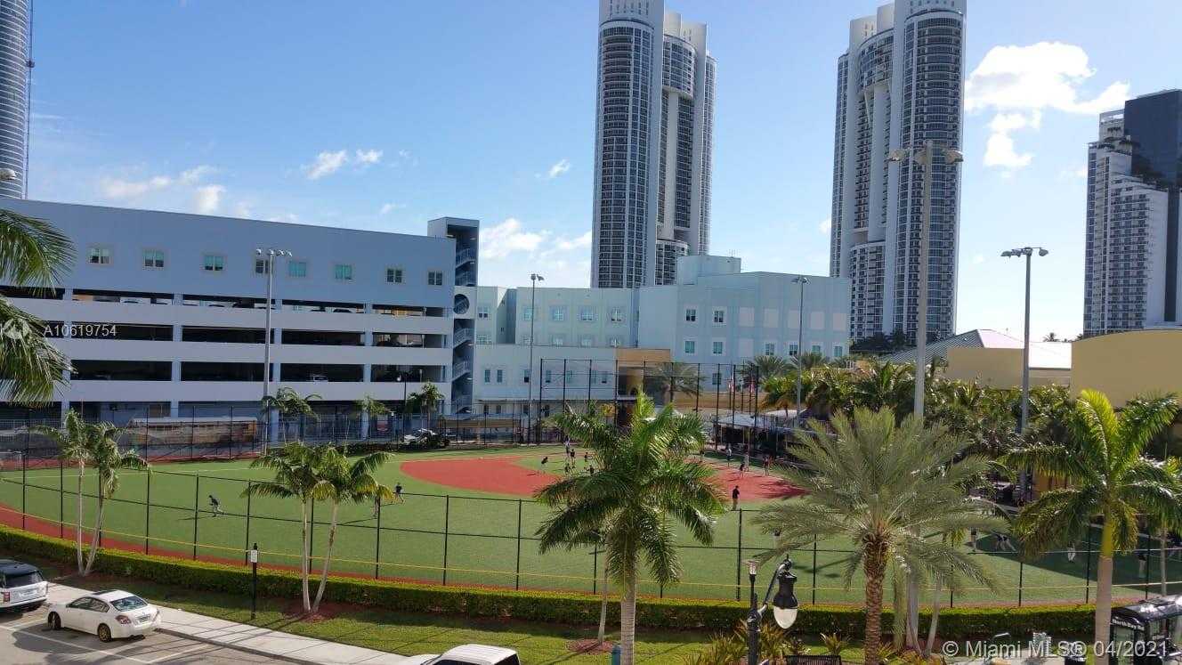 Small Image of 18100 NORTH BAY RD #406, Sunny Isles Beach Number 7