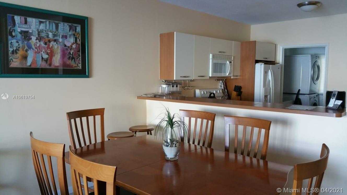 Small Image of 18100 NORTH BAY RD #406, Sunny Isles Beach Number 9