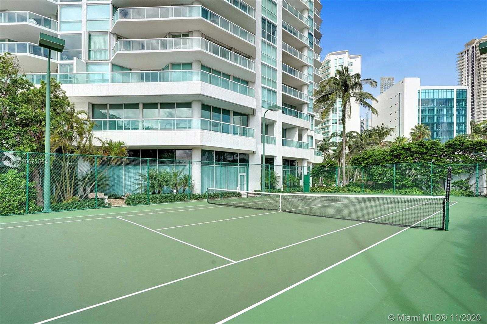 Small Image of 16400 Collins Ave, Sunny Isles Beach, FL 33160, USA Number 11