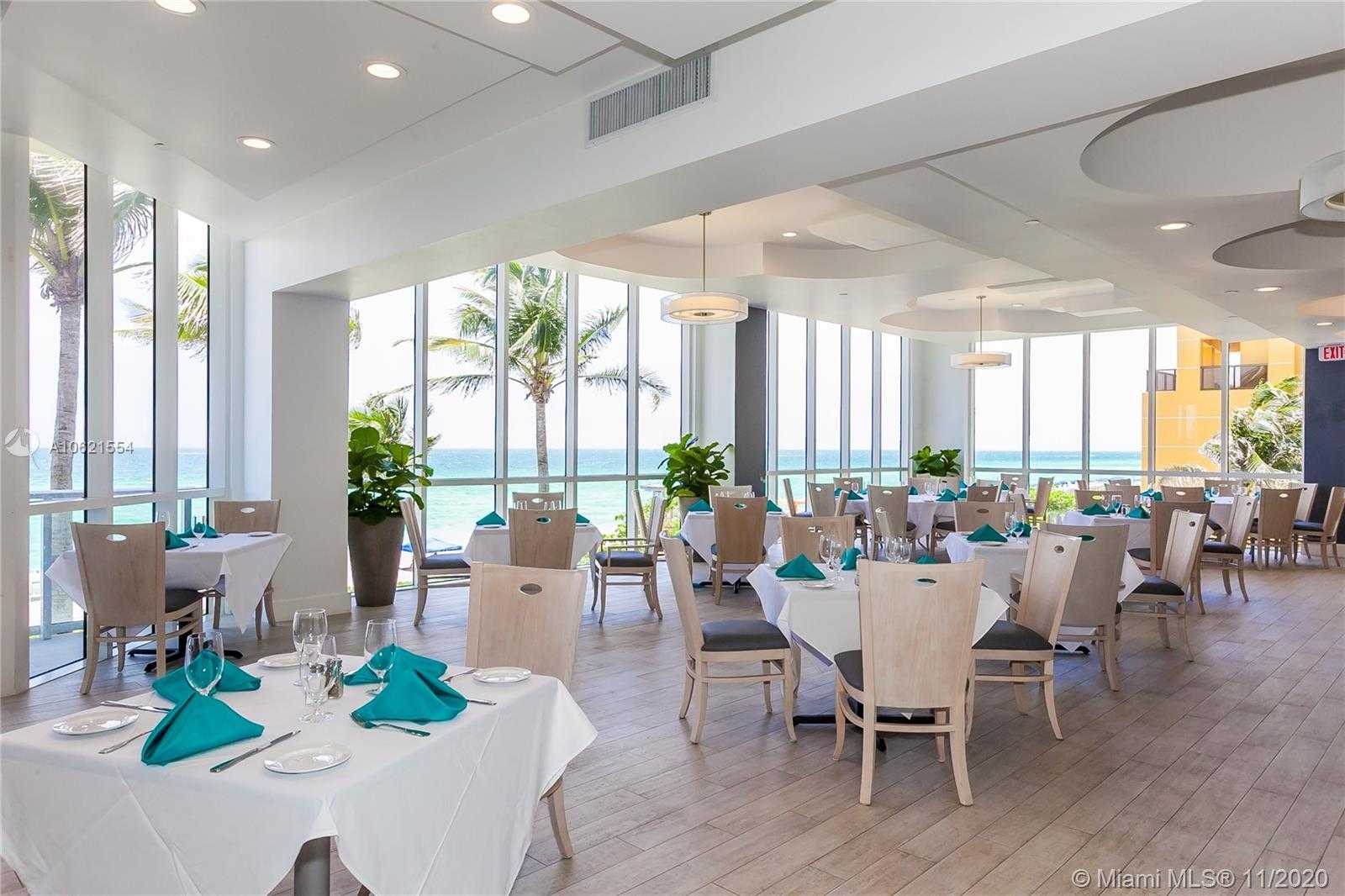 Small Image of 16400 Collins Ave, Sunny Isles Beach, FL 33160, USA Number 14