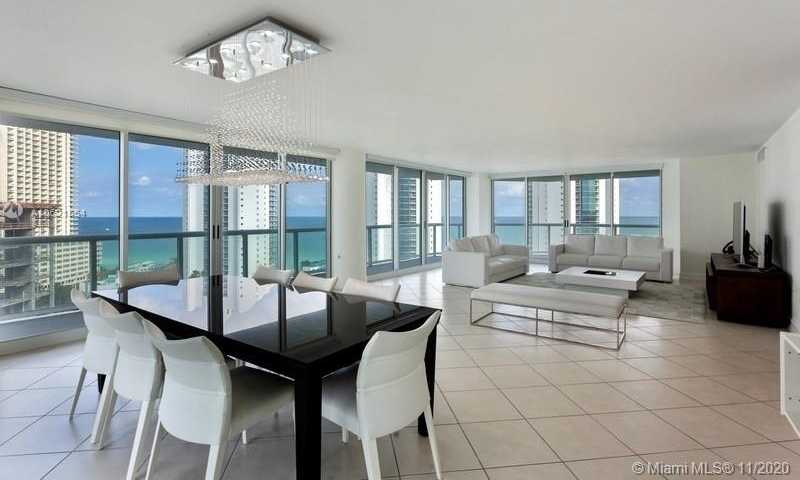Small Image of 16400 Collins Ave, Sunny Isles Beach, FL 33160, USA Number 2