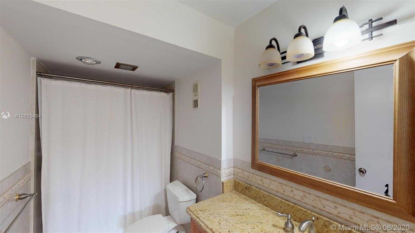 Small Image of 200 178th Dr, Sunny Isles Beach, FL 33160, USA Number 11