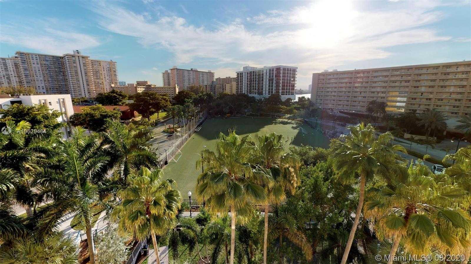 Small Image of 200 178th Dr, Sunny Isles Beach, FL 33160, USA Number 17