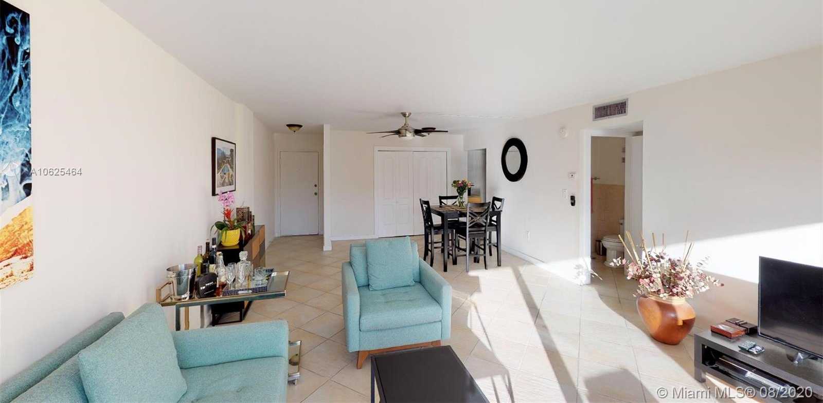 Small Image of 200 178th Dr, Sunny Isles Beach, FL 33160, USA Number 2