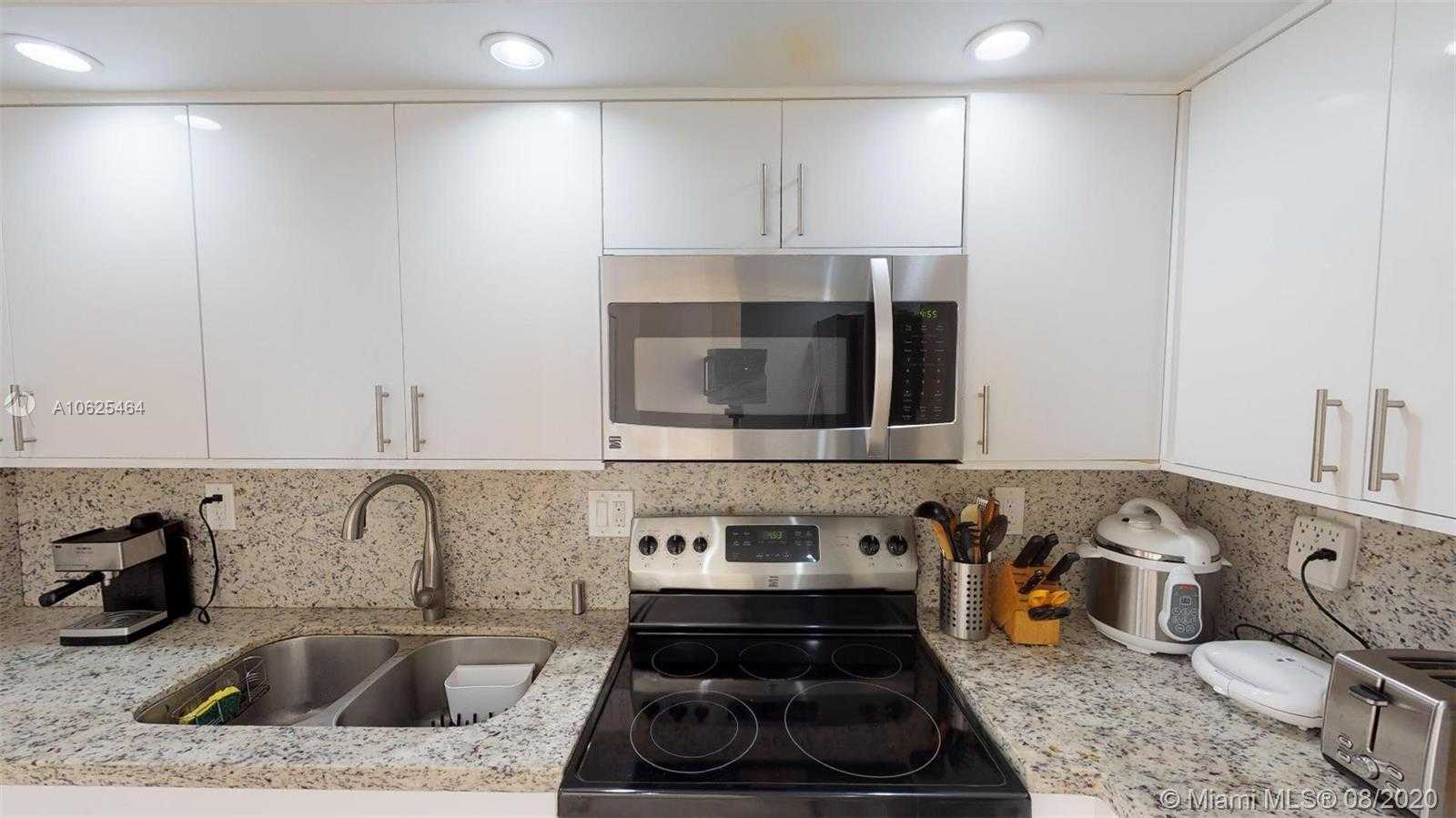Small Image of 200 178th Dr, Sunny Isles Beach, FL 33160, USA Number 22