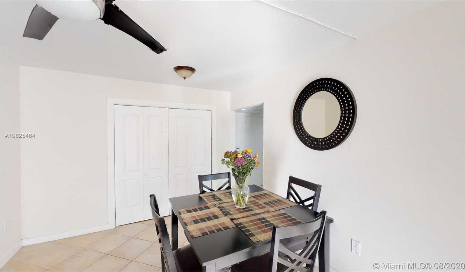 Small Image of 200 178th Dr, Sunny Isles Beach, FL 33160, USA Number 24