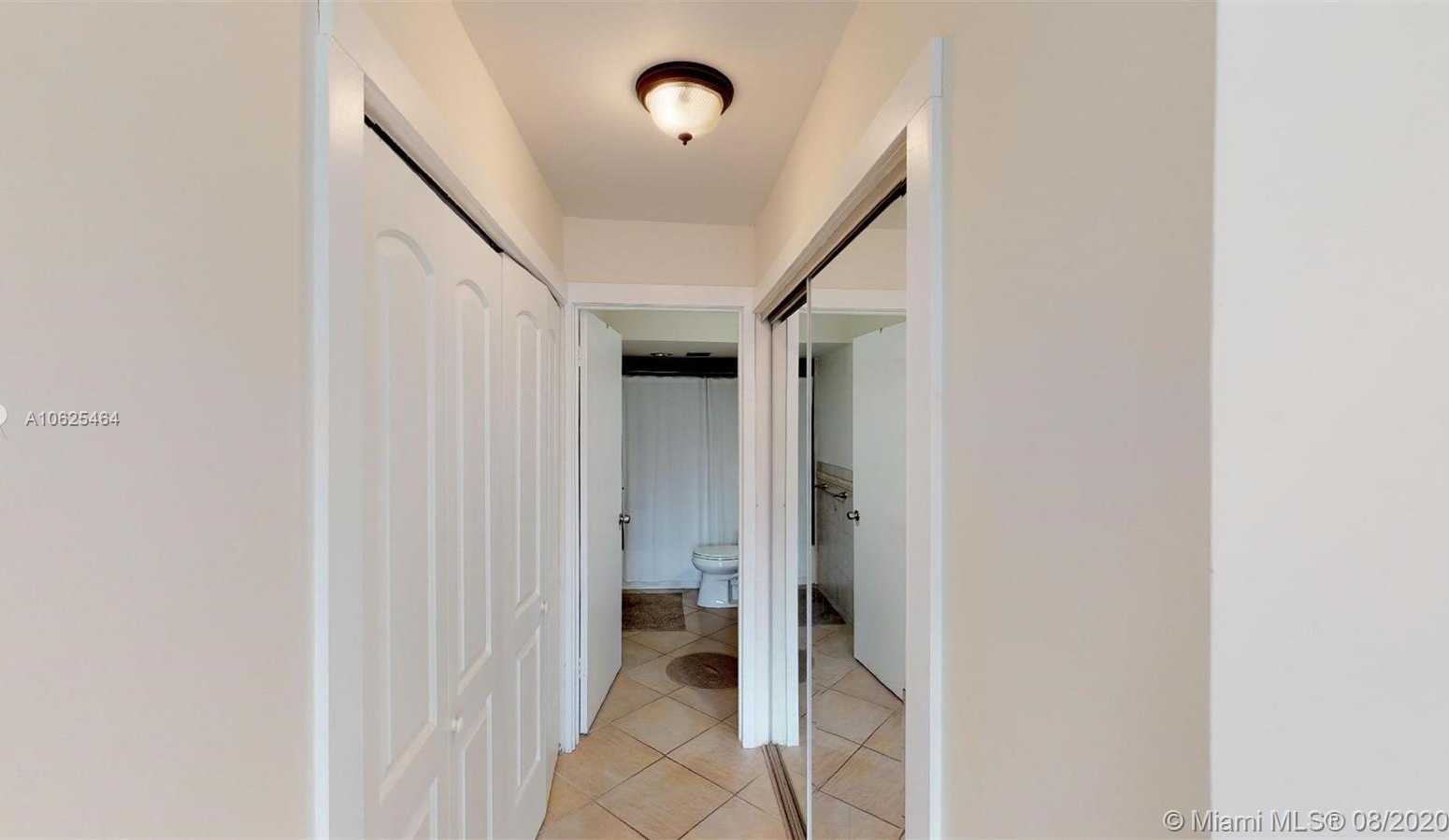 Small Image of 200 178th Dr, Sunny Isles Beach, FL 33160, USA Number 34