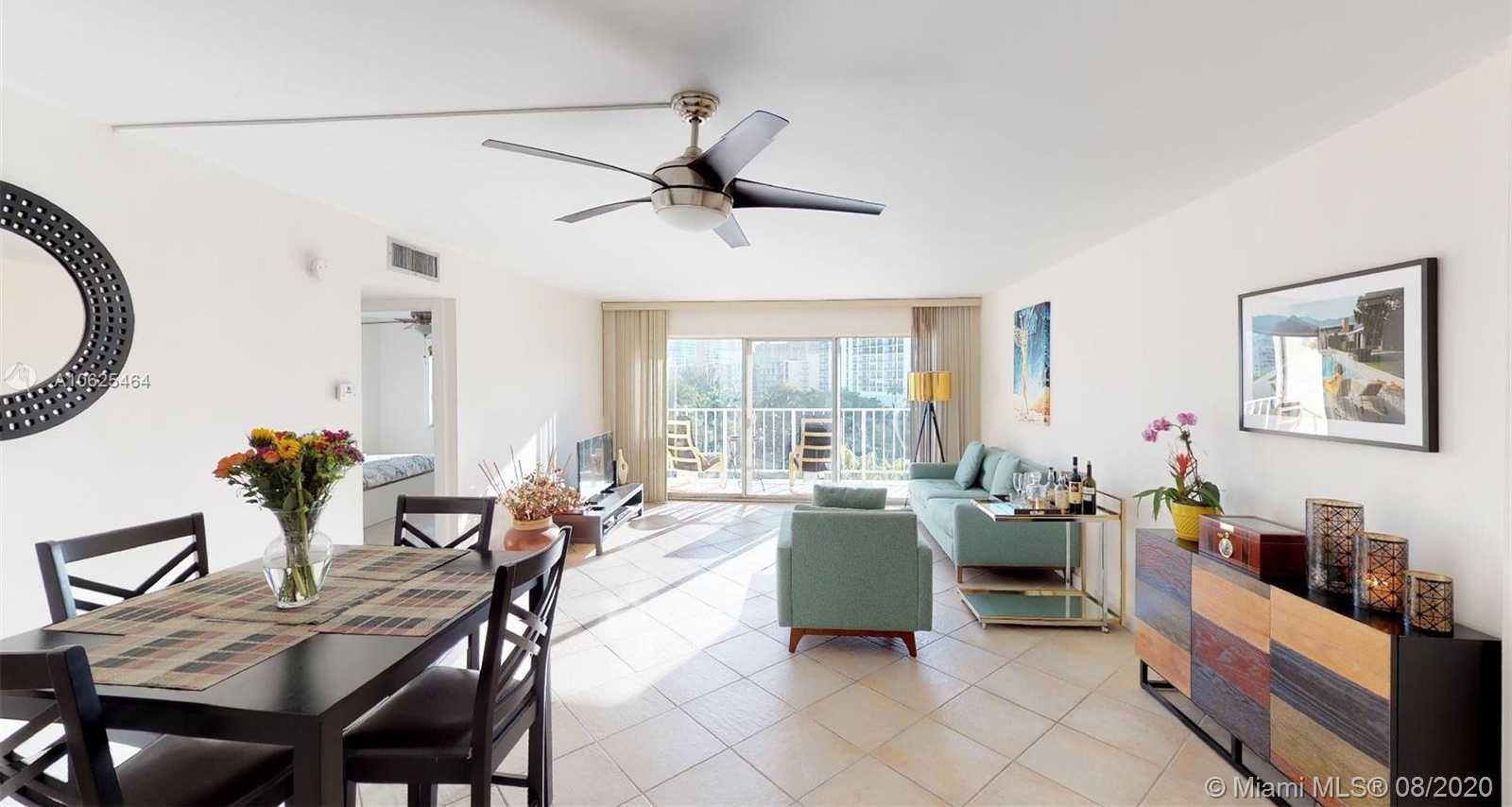 Small Image of 200 178th Dr, Sunny Isles Beach, FL 33160, USA Number 7