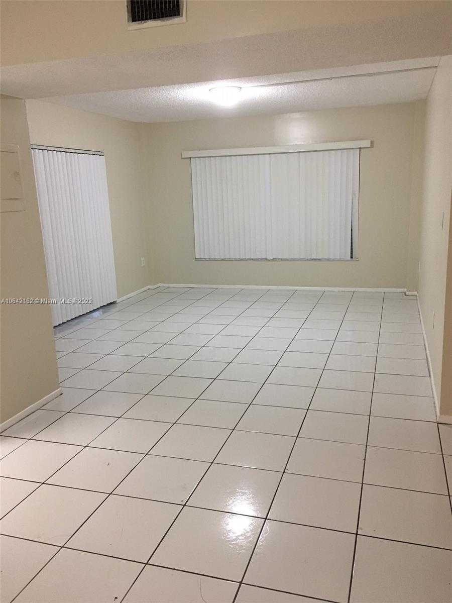 Small Image of 4170 INVERRARY DR #111, Lauderhill Number 14