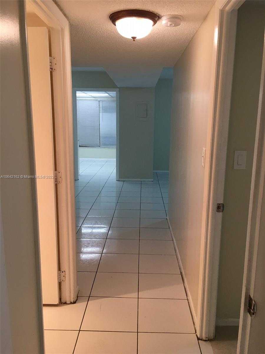 Small Image of 4170 INVERRARY DR #111, Lauderhill Number 28
