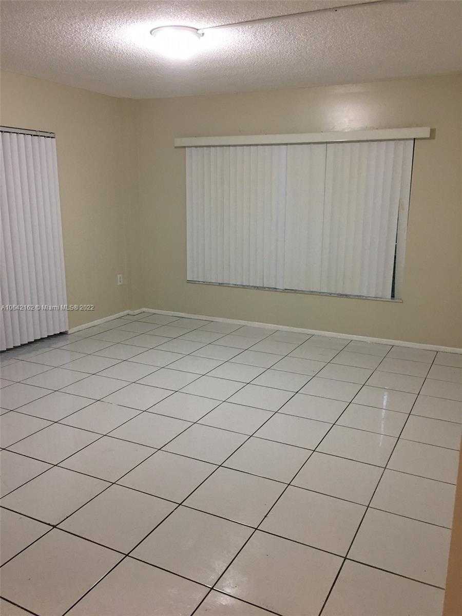 Small Image of 4170 INVERRARY DR #111, Lauderhill Number 9