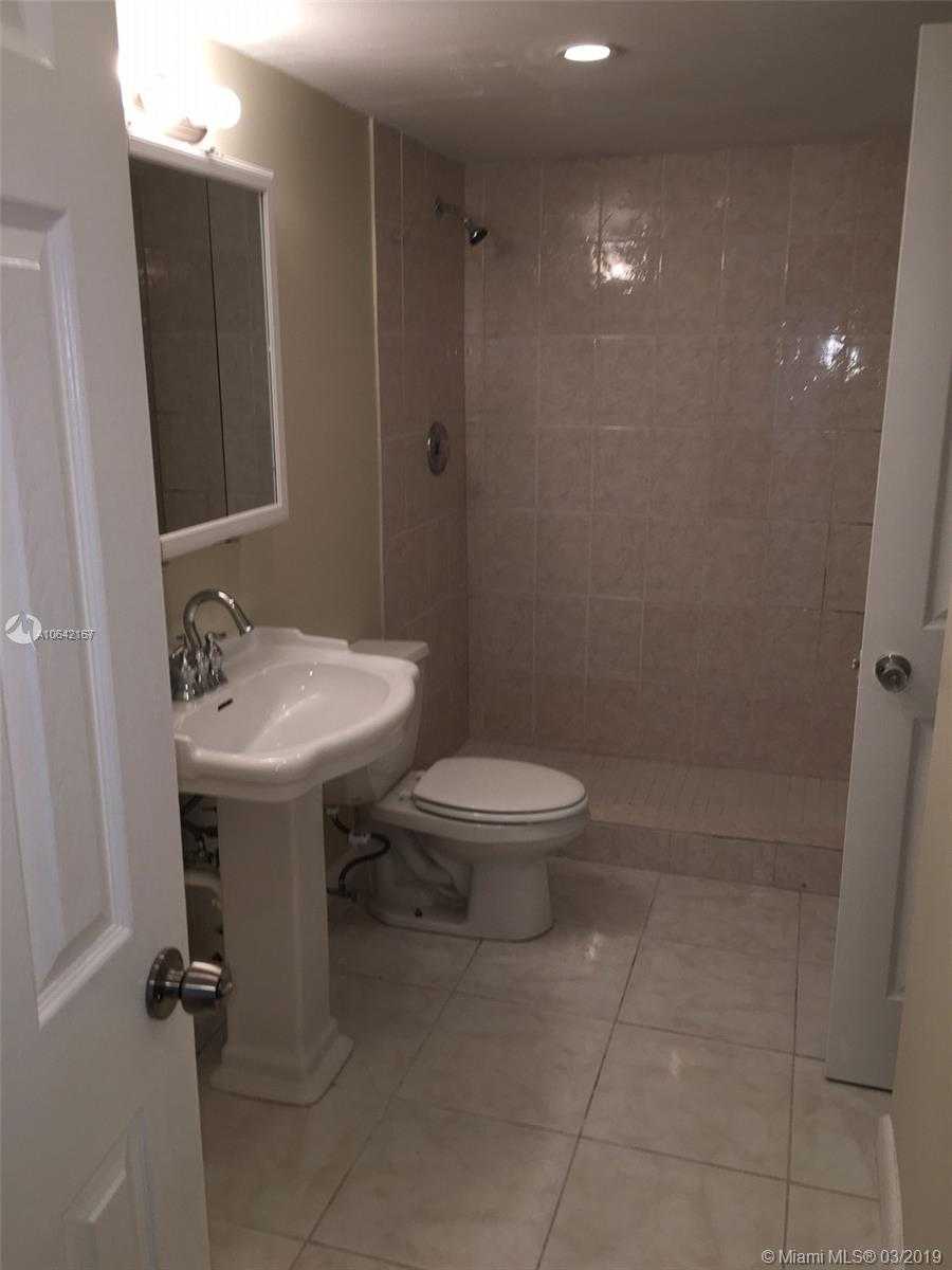 Small Image of 4164 INVERRARY DR #813, Lauderhill Number 13