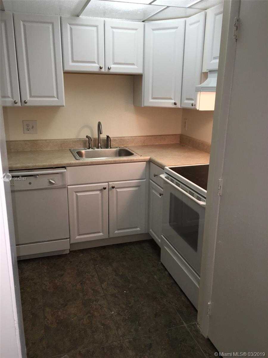 Small Image of 4164 INVERRARY DR #813, Lauderhill Number 16