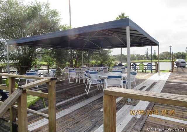 Small Image of 4164 INVERRARY DR #813, Lauderhill Number 3