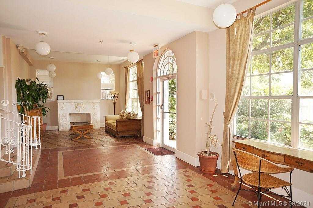 Small Image of 1008 JEFFERSON AVE #305, Miami Beach Number 12