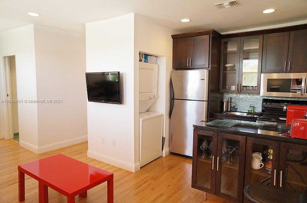 Small Image of 1008 JEFFERSON AVE #305, Miami Beach Number 3