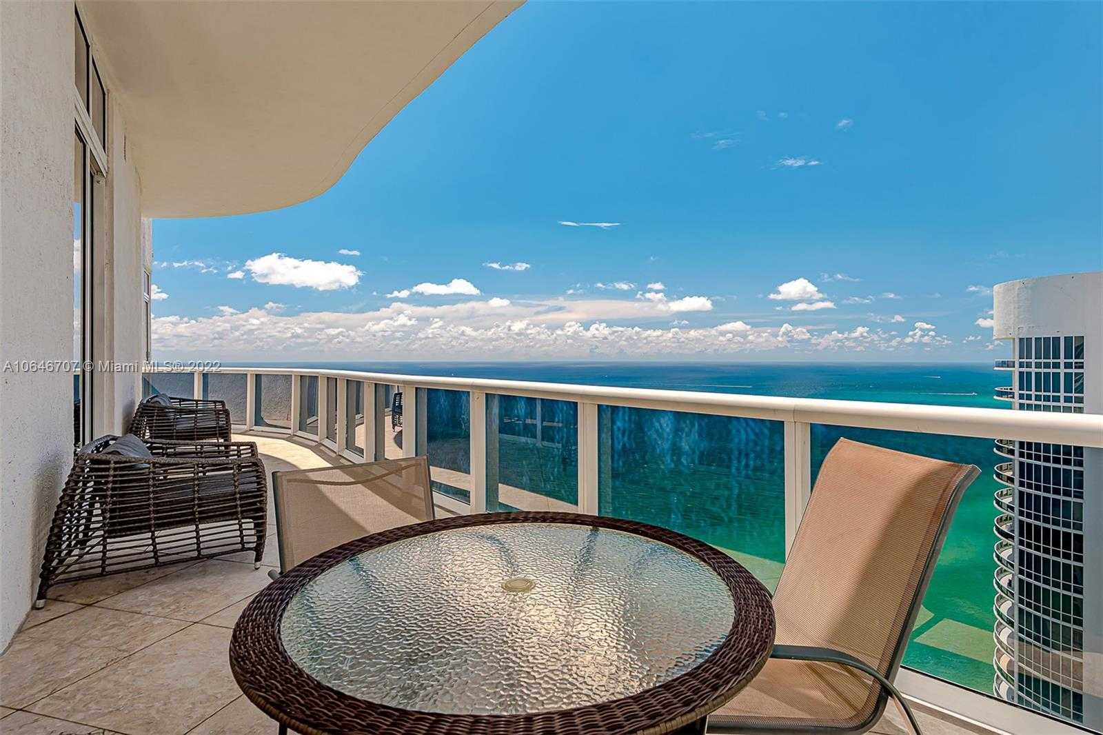 Small Image of 15901 COLLINS AVE #4302, Sunny Isles Beach Number 25
