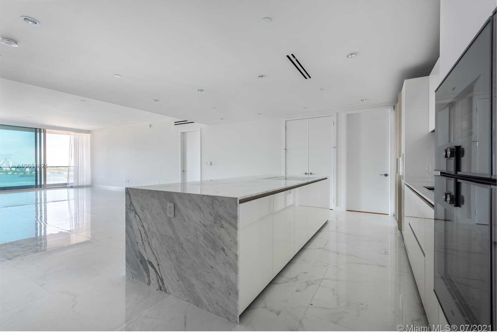 Small Image of 10201 Collins Ave, Bal Harbour, FL 33154, USA Number 13