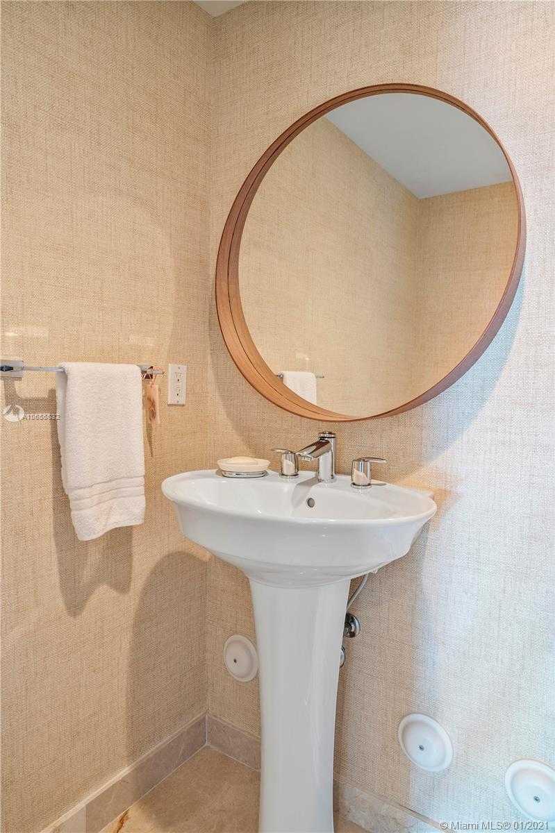 Small Image of 9400 WEST BAY HARBOR DR #401, Bay Harbor Islands Number 24