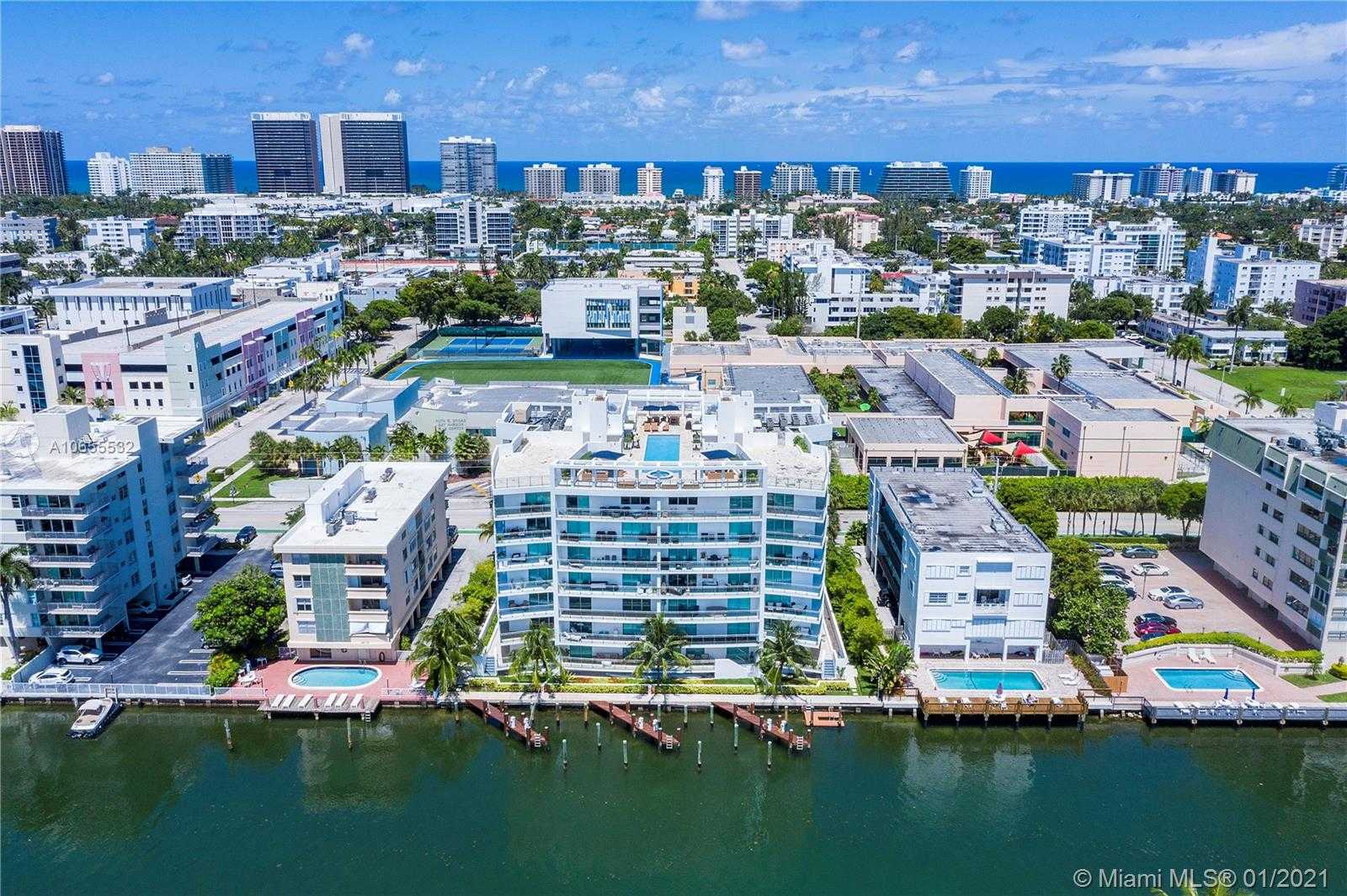 Small Image of 9400 WEST BAY HARBOR DR #401, Bay Harbor Islands Number 34